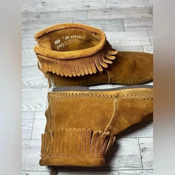 Minnetonka Moccasin Brown Suede leather Fringe Booties womens 6.5 boho babe - Picture 5 of 8